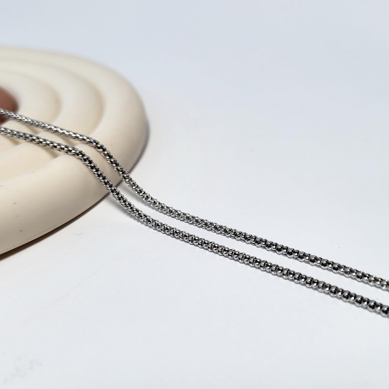 Колье женское тонкий серебряный шнурок 40 см 925 пробы.