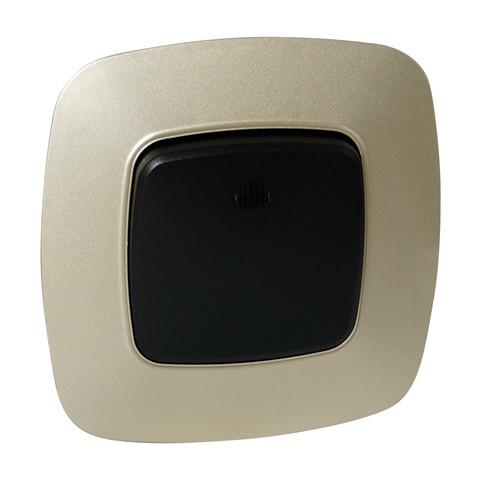 Выключатель ELA 1-клавишный с подсветкой Черный/Золотой (112-007-03-040) Выключатель ELA 1-клавишный с подсветкой Черный/Золотой (112-007-03-040)