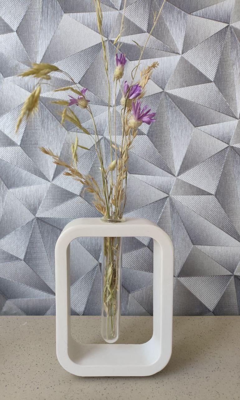 Ваза минималистичная гипсовая с колбой ручной работы 15 см Белый (2765700259) - фото 6 Ваза минималистичная гипсовая с колбой ручной работы 15 см Белый (2765700259) - фото 6