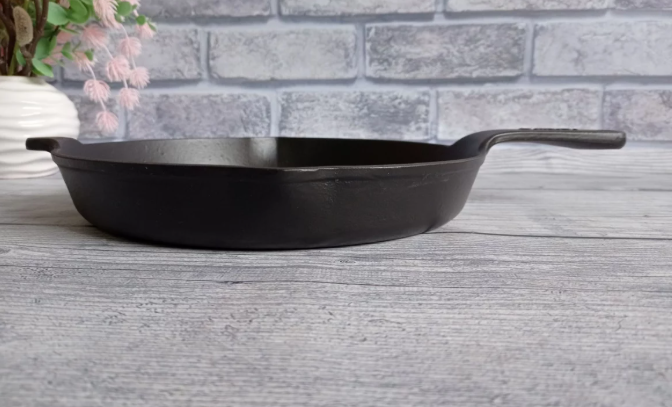 Сковорода чавунна OMS для індукціі 27 см Чорний (3265-27) - фото 3