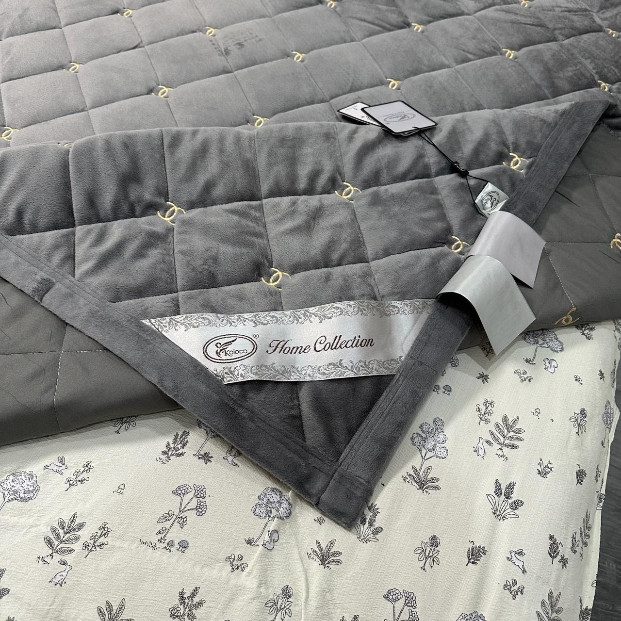 Покривало на ліжко велюрове євро 220x240 см Сірий (28822004) - фото 6 Покривало на ліжко велюрове євро 220x240 см Сірий (28822004) - фото 6