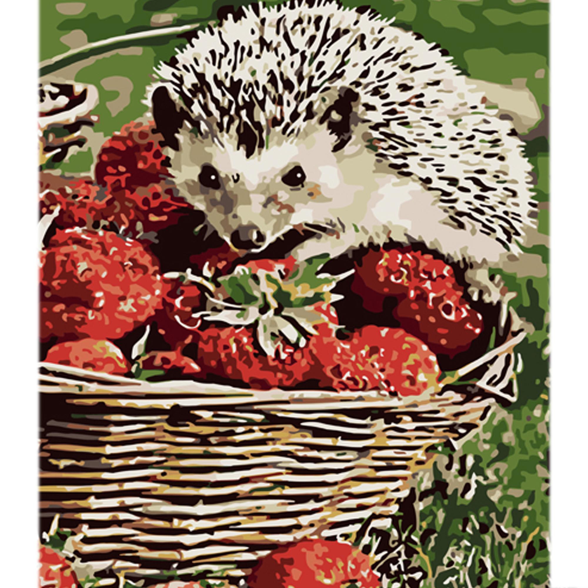 Картина по номерам Strateg Премиум Ёжик с клубникой с лаком и уровнем 30x40 см (Str-LY07)
