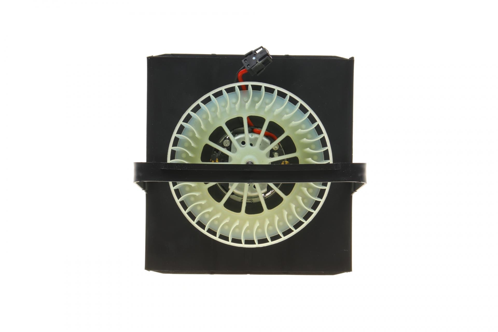 Моторчик печи Mahle BMW 3 E46/X3 E83 97-11 M43/M47/M54/M57/N42/N46 AB 55000S