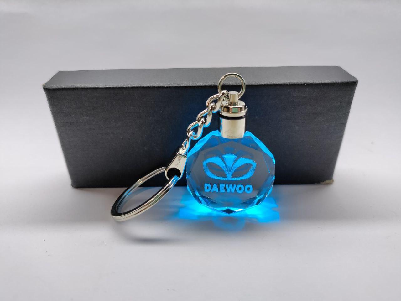 Брелок LED Кристалл DAEWOO (1504600287)