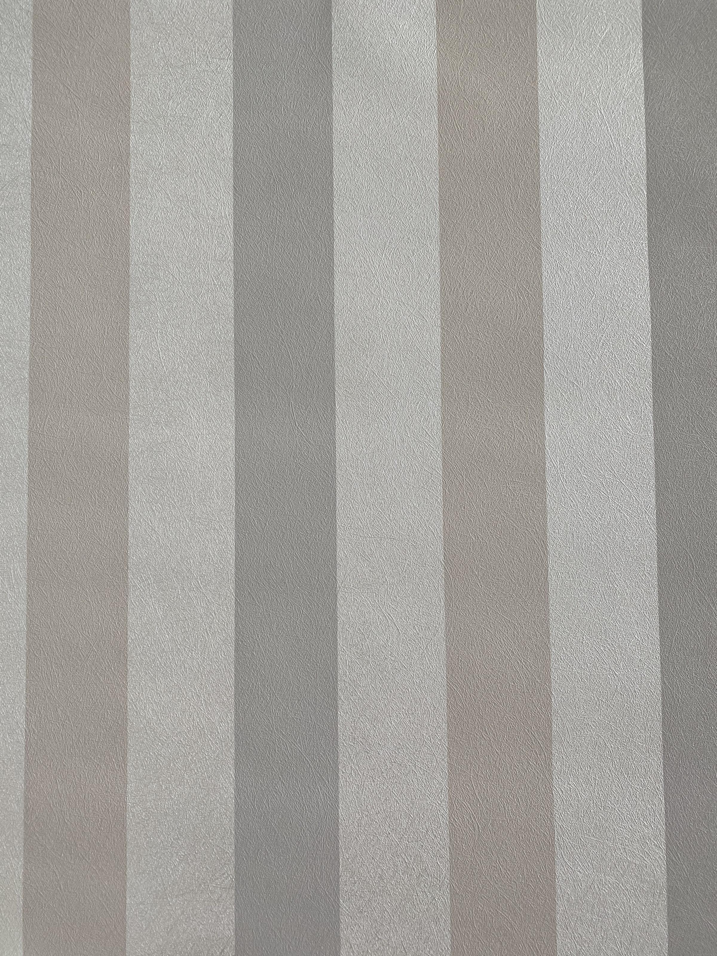 Обои виниловые на флизелиновой основе Grandeco Opportunity Wallcoverings Q0166 Полоса Бежевый