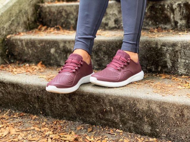 Кросівки чоловічі Crocs Literide Pacer р. 42-43 Бургундія (10147) - фото 5 Кросівки чоловічі Crocs Literide Pacer р. 42-43 Бургундія (10147) - фото 5