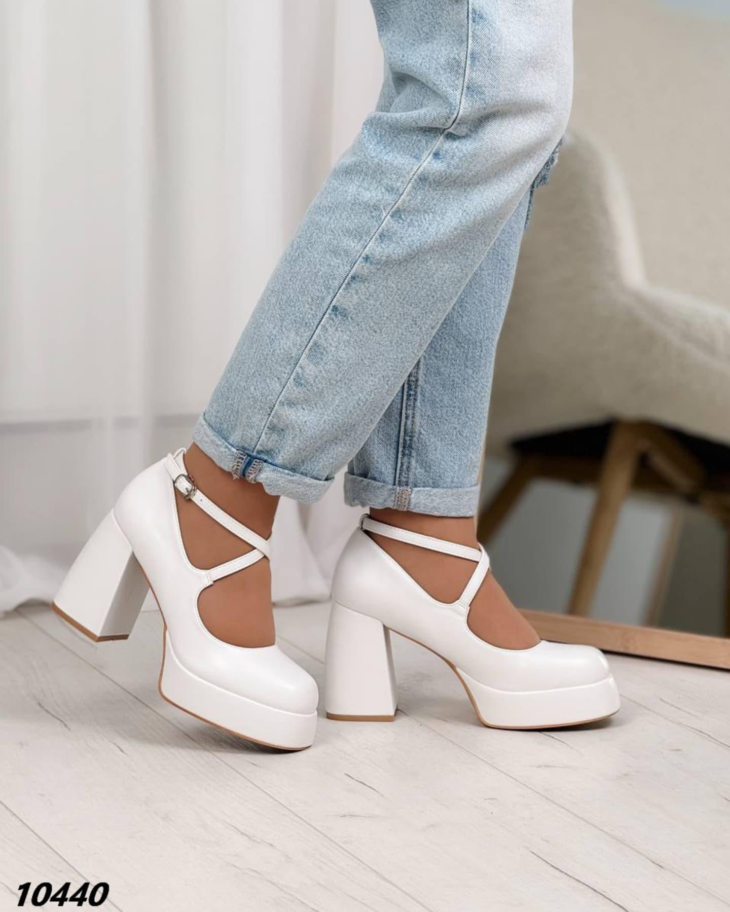 Туфлі з ремінцем Loretta на підборах та платформі р. 40 25,5 см Білий (10440-40) - фото 22 Туфлі з ремінцем Loretta на підборах та платформі р. 40 25,5 см Білий (10440-40) - фото 22