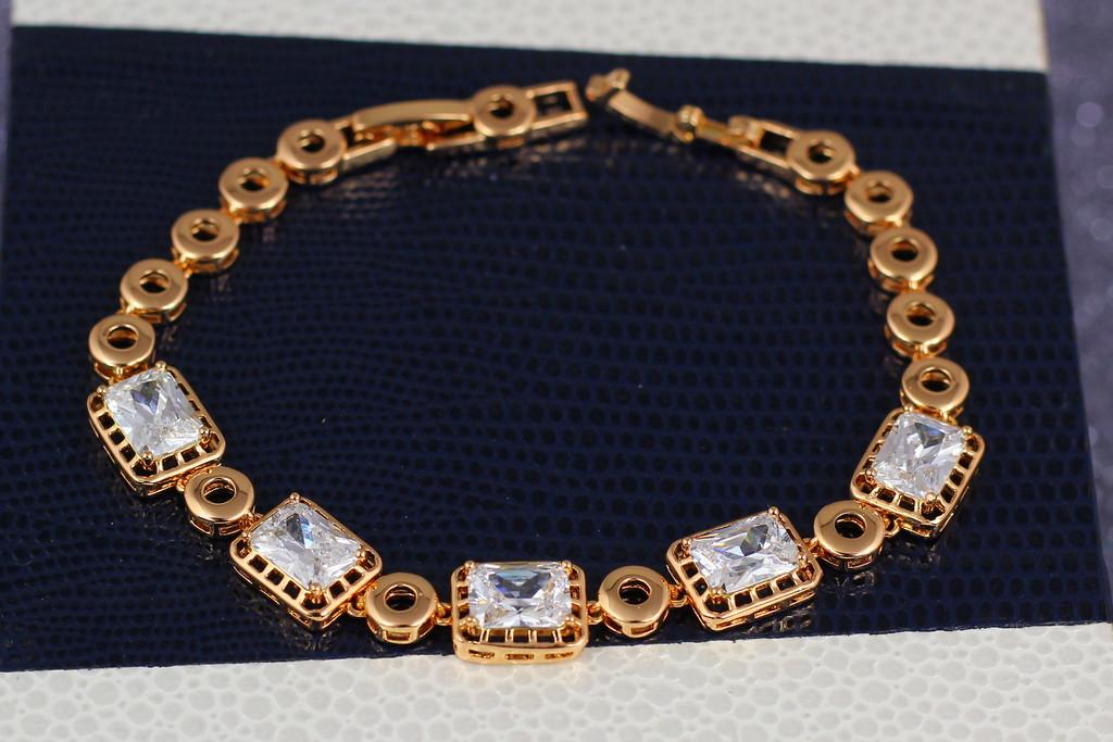 Браслет Xuping Jewelry с пятью большими квадратными фианитами 16,5 см 10 мм.