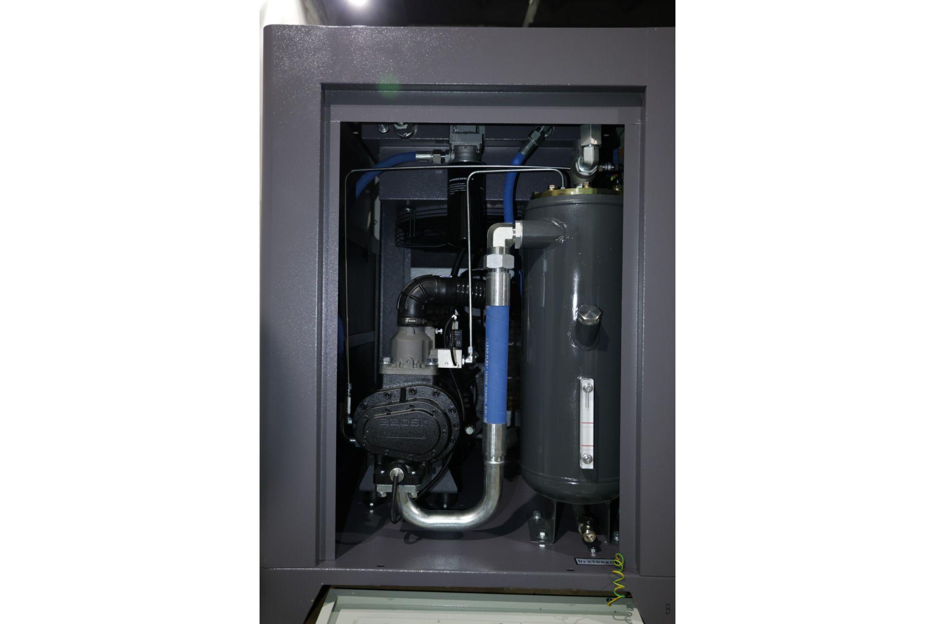 Компресор гвинтовий Mast SH-30 inverter 22 кВт 3200 л/хв (14188952) - фото 6 Компресор гвинтовий Mast SH-30 inverter 22 кВт 3200 л/хв (14188952) - фото 6