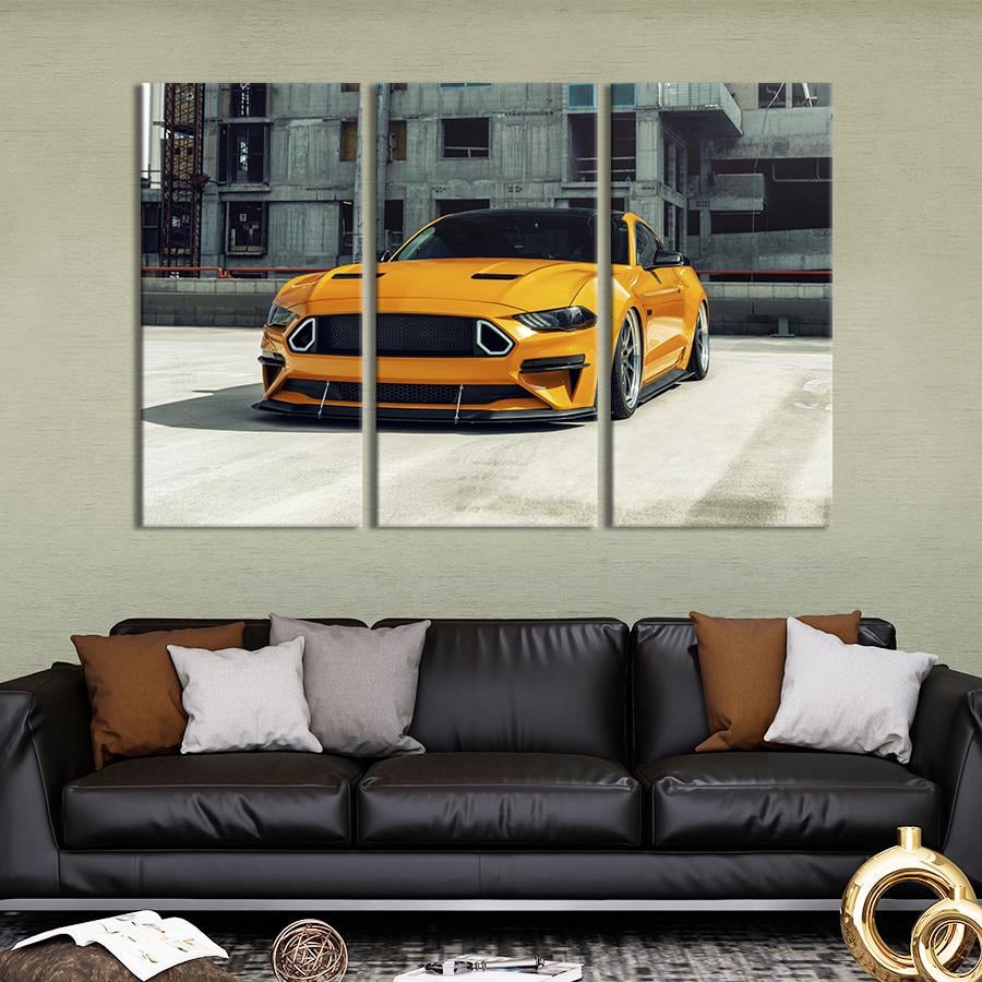 Картина на холсте триптих Жёлтый Форд Мустанг 156x100 см (1321-31)