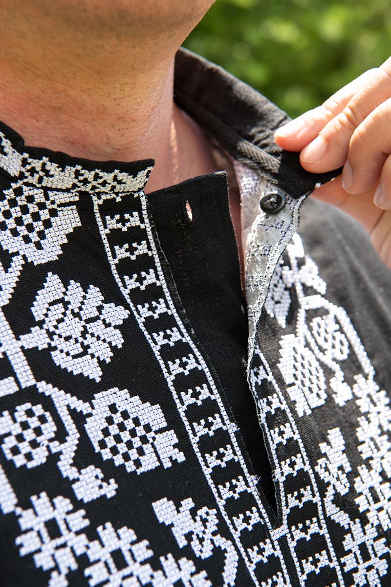Вышиванка мужская из льна с белым орнаментом 5XL Черный (1905220744) - фото 3 Вышиванка мужская из льна с белым орнаментом 5XL Черный (1905220744) - фото 3