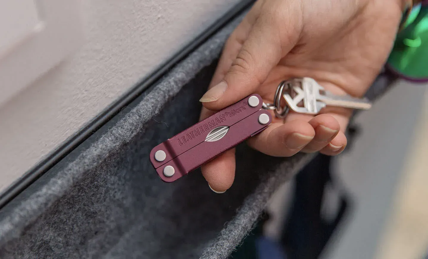 Мультитул Leatherman Micra Cherry 10 инструментов (26318700) - фото 7