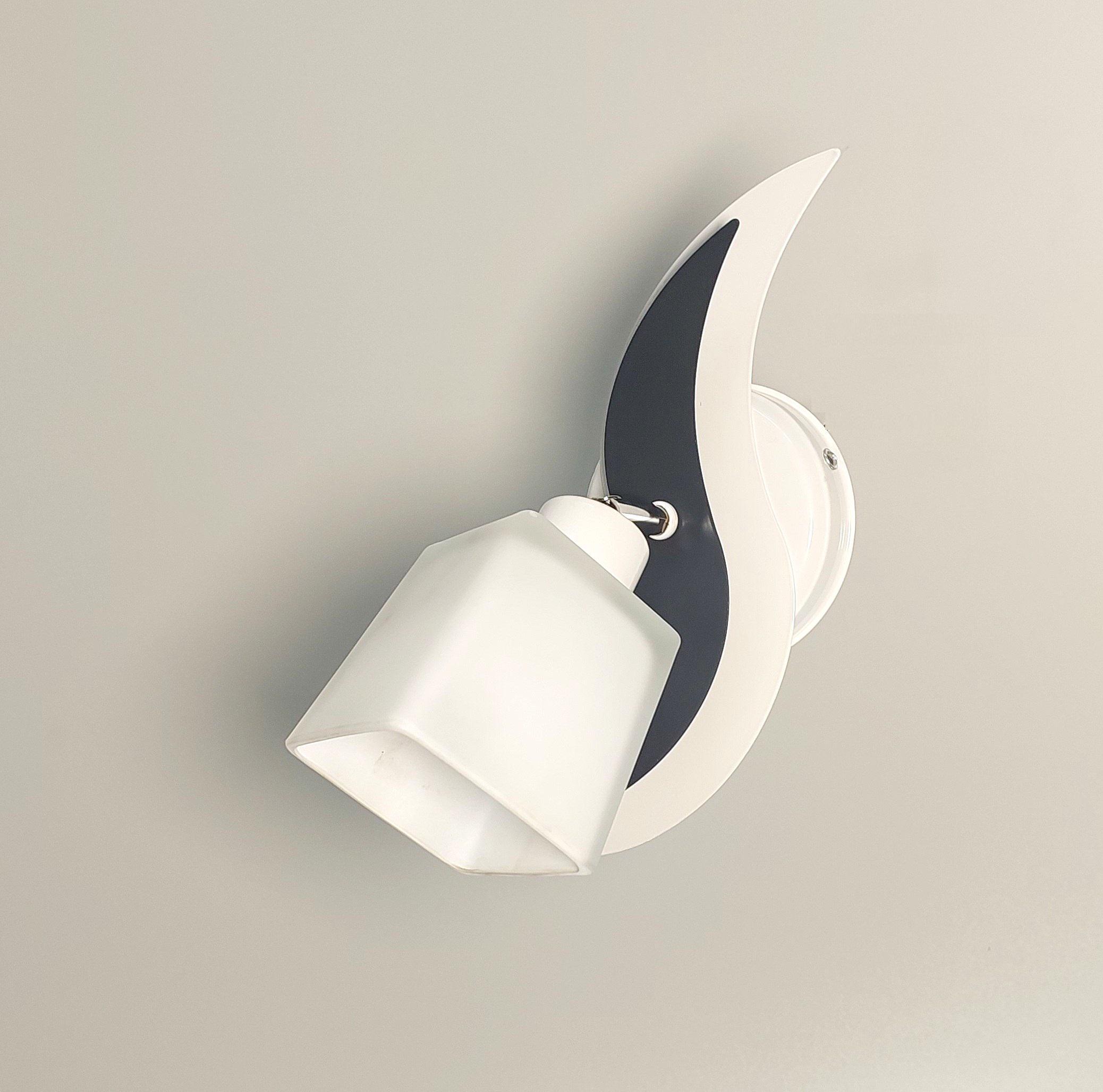 Бра настенный Волна поворотный металлический Белый/Серый - фото 2 Бра настенный Волна поворотный металлический Белый/Серый - фото 2