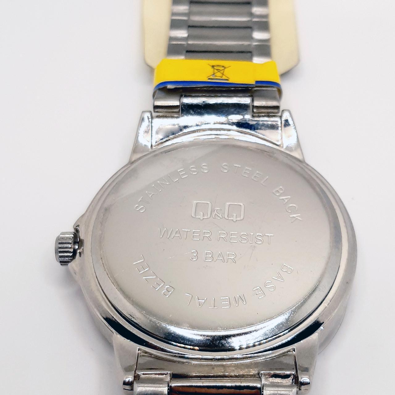 Наручные часы Q&Q женские кварцевые металлический ремешок (KW93-201) - фото 4 Наручные часы Q&Q женские кварцевые металлический ремешок (KW93-201) - фото 4