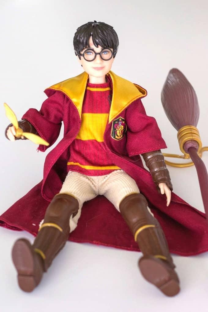 Коллекционная фигурка Mattel Harry Potter Quidditch Гарри Поттер Квиддич (HP Q MGDJ70) - фото 2