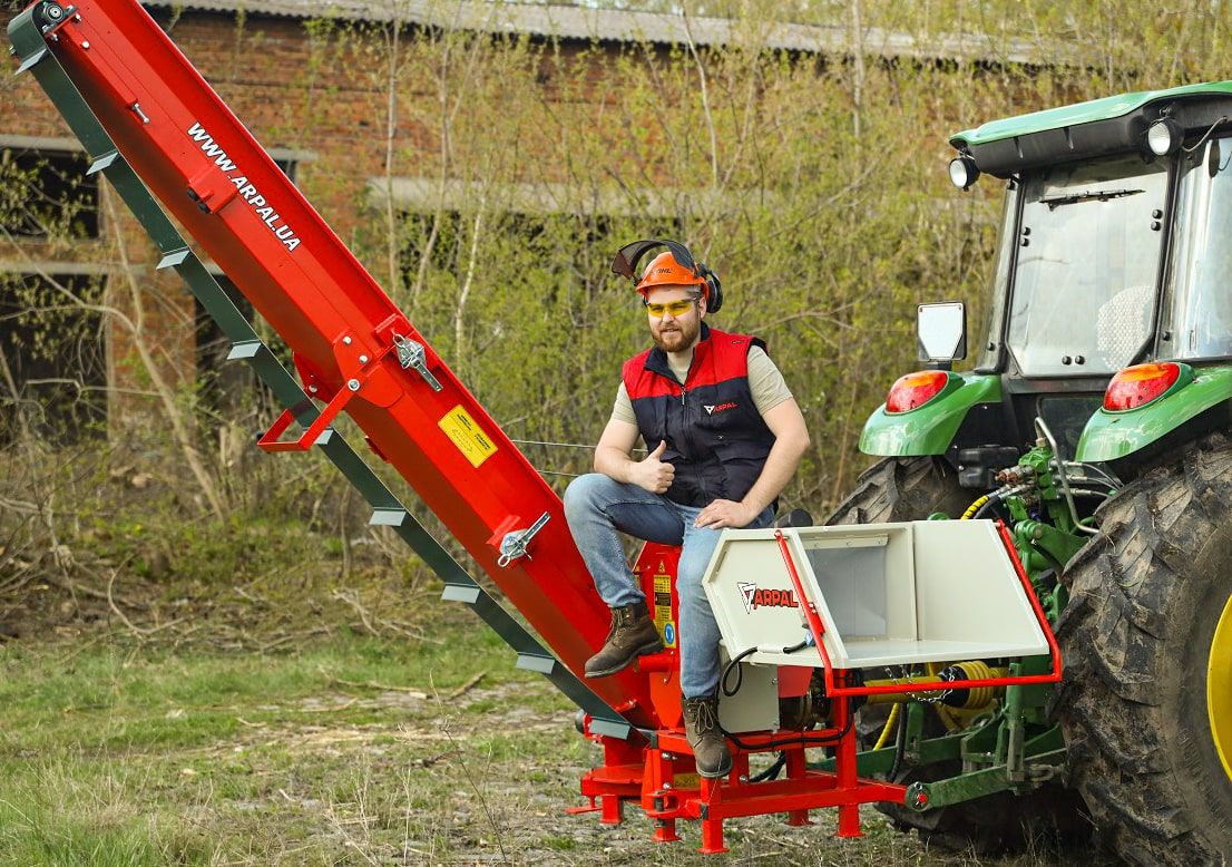 Подрібнювач гілок Arpal на дрова до трактора (АМ-120ТР-К) - фото 12 Подрібнювач гілок Arpal на дрова до трактора (АМ-120ТР-К) - фото 12