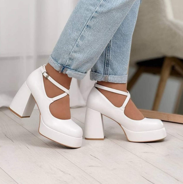 Туфли с ремешком Loretta на каблуке и платформе р. 40 25,5 см Белый (10440-40)