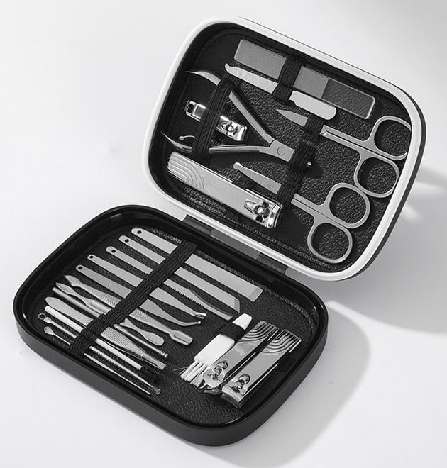 Набір манікюрний педикюрний з полірованої медичної нержавіючої сталі 22 пр. у футлярі Сріблястий Набір манікюрний педикюрний з полірованої медичної нержавіючої сталі 22 пр. у футлярі Сріблястий