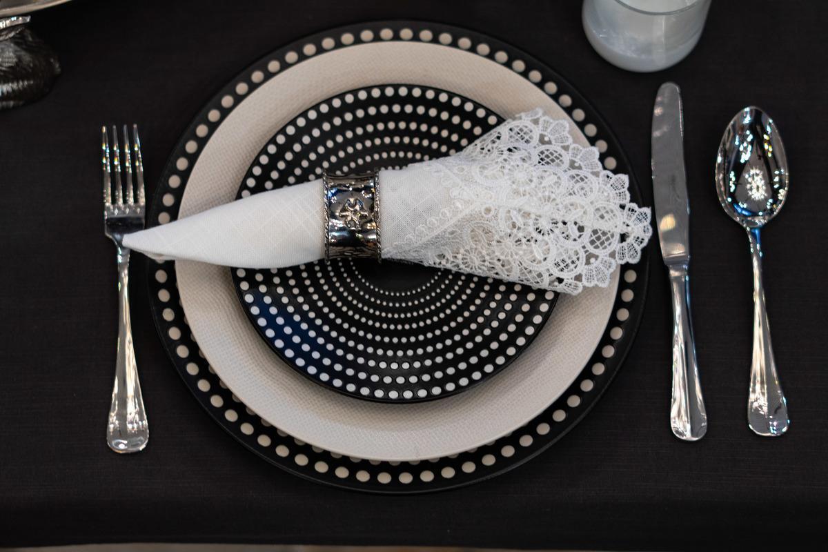 Тарілка підставна Bastide Galaxy з кераміки із сучасним дизайном 31 см Чорний (269059-1) - фото 3