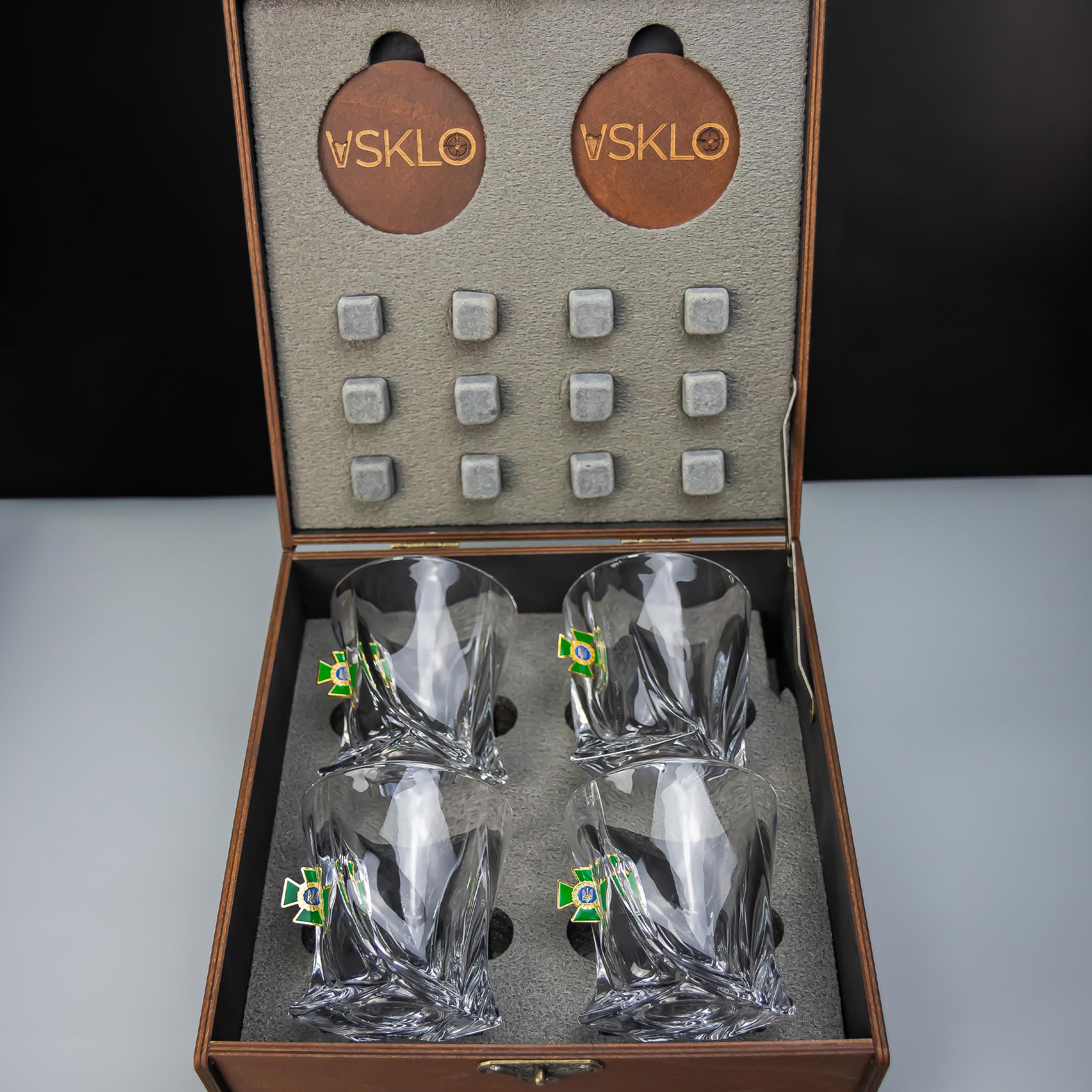 Набор хрустальных стаканов LEO 4 ГПСУ (25887302)