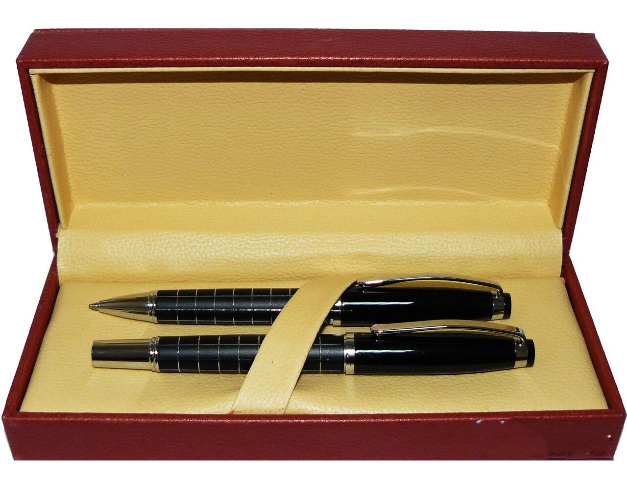 Набор подарочных ручкок 2 шт в футляре