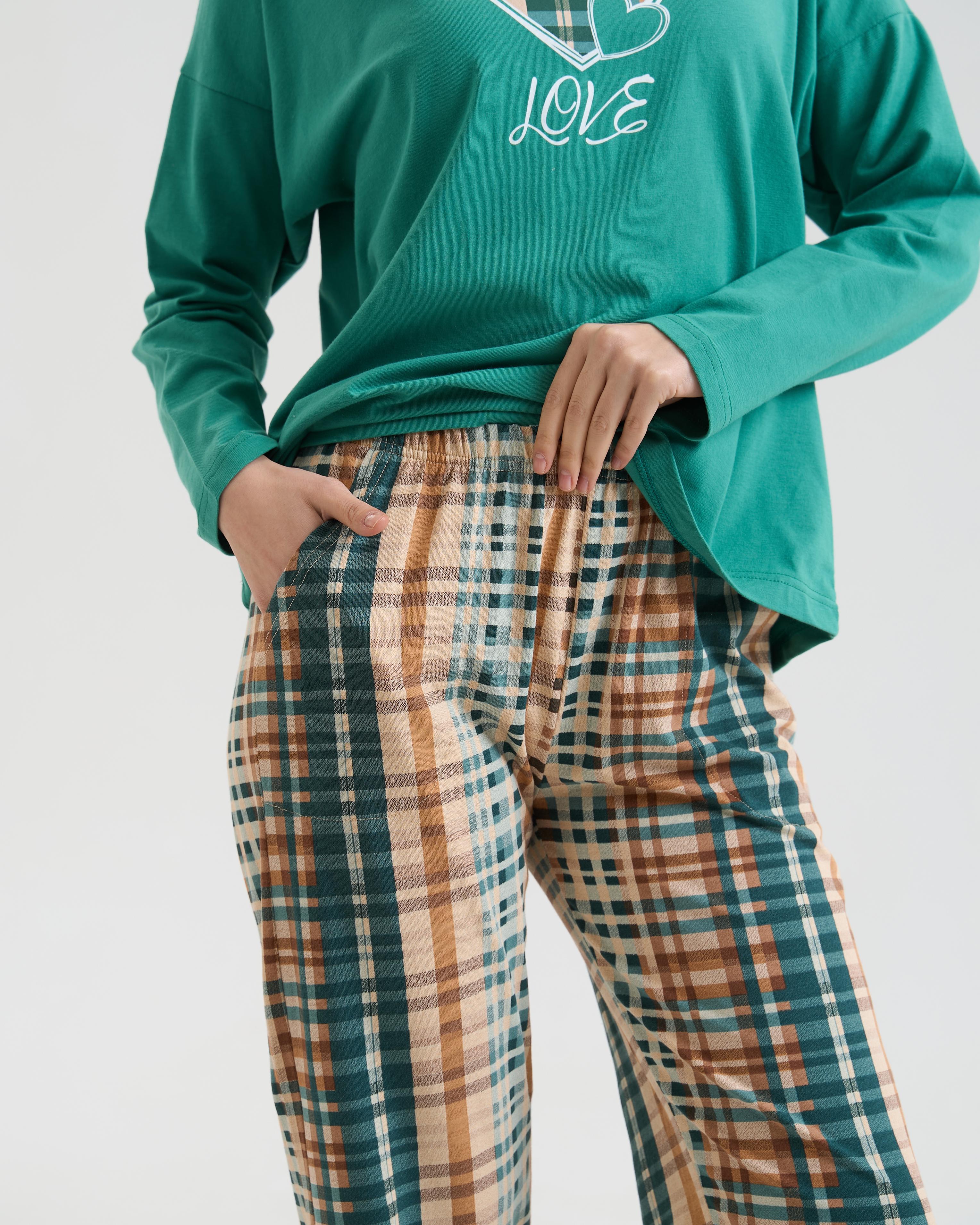 Комплект жіночий зі штанами в клітку Love 96848 S Зелений - фото 4 Комплект жіночий зі штанами в клітку Love 96848 S Зелений - фото 4