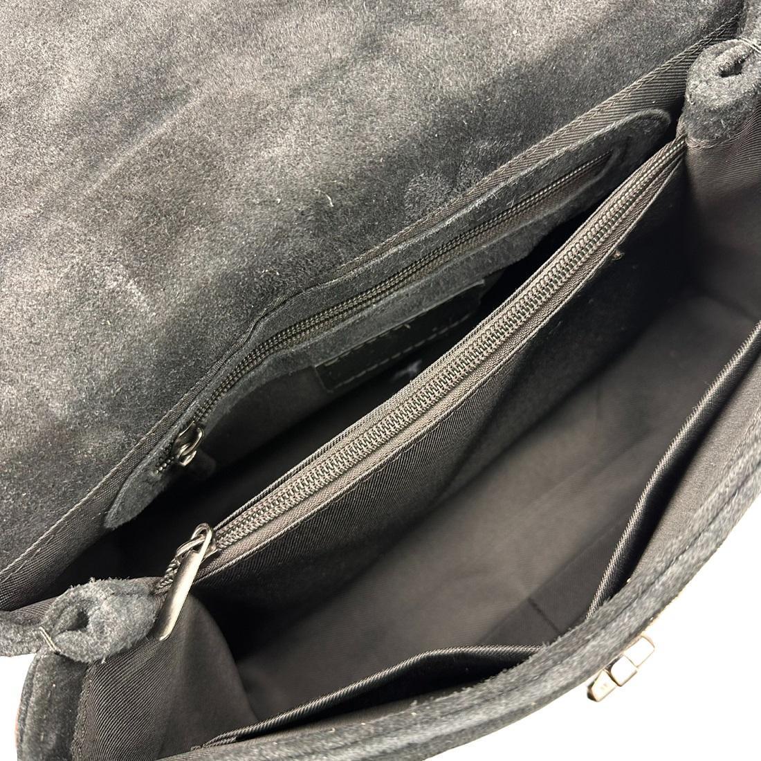 Сумка жіноча замшева Firenze Italy F-IT-7856A із замком Чорний (2656558953) - фото 2 Сумка жіноча замшева Firenze Italy F-IT-7856A із замком Чорний (2656558953) - фото 2