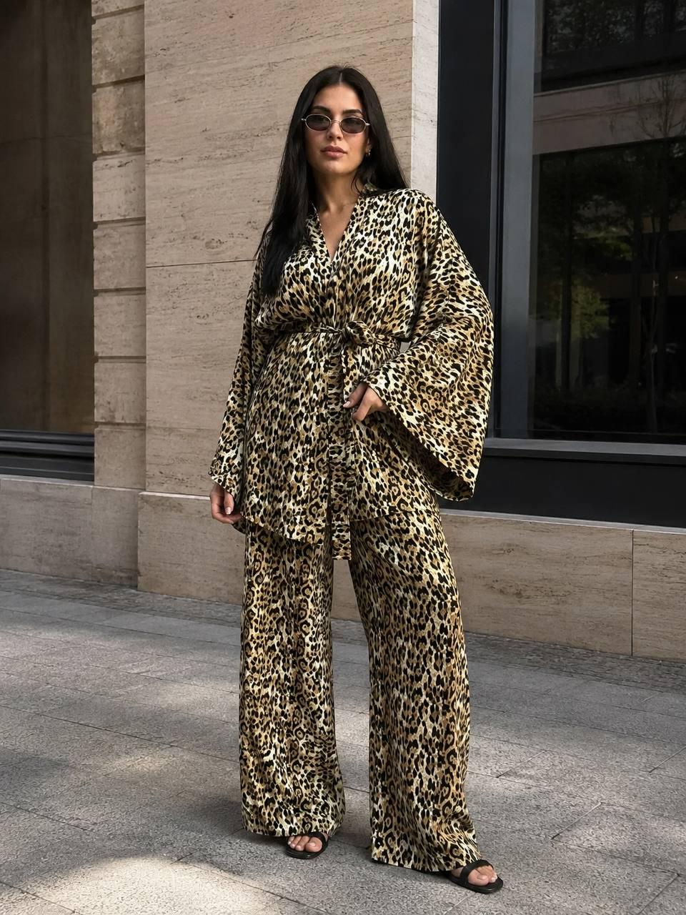 Костюм женский MY FASHION 1675 кимоно с поясом широкие брюки леопардовый принт OS Коричневый (2154)