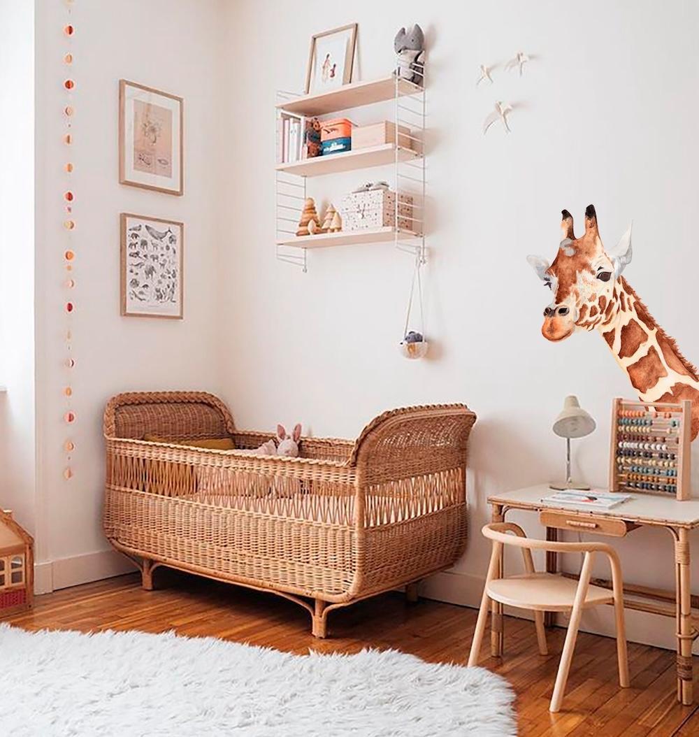 Интерьерные наклейки виниловые на стены LIPKO Жираф справа (033)