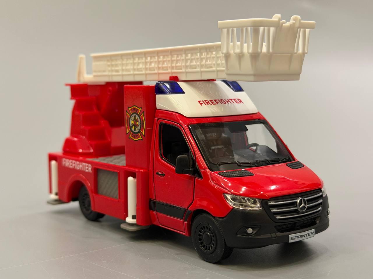 Машинка Пожарная Kinsmart Mercedes-Benz Sprinter UPS инерционная 1:48 12см Красный (KT5478W)