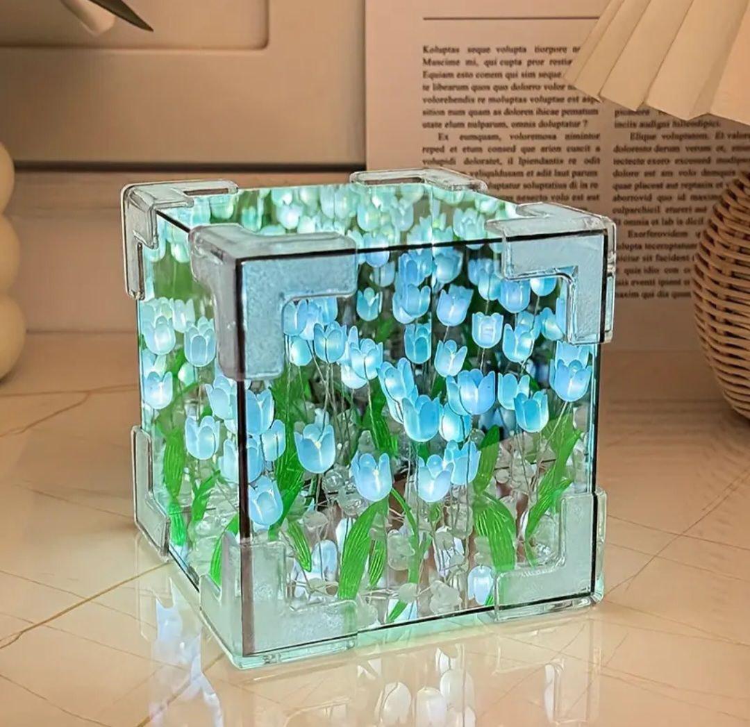 Ночник Куб с тюльпанами Собранный 10х10 см Голубой (Л - 024) - фото 4 Ночник Куб с тюльпанами Собранный 10х10 см Голубой (Л - 024) - фото 4