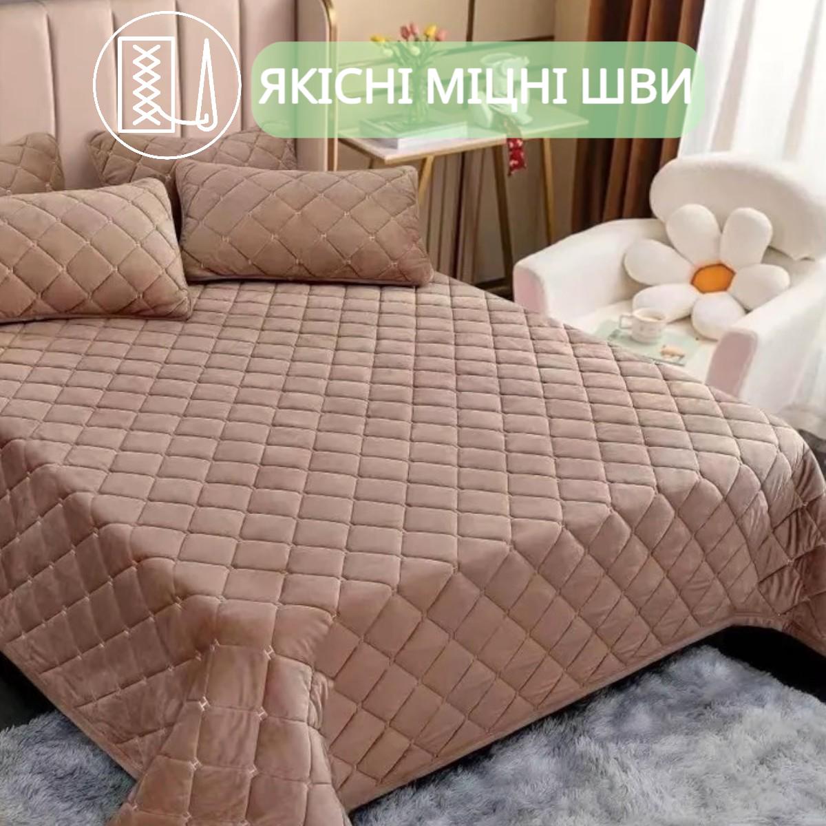 Покрывало велюровое стеганое Koloco Ромбы гипоаллергенное евро 220х240 см Светло-коричневый (41870) - фото 3 Покрывало велюровое стеганое Koloco Ромбы гипоаллергенное евро 220х240 см Светло-коричневый (41870) - фото 3