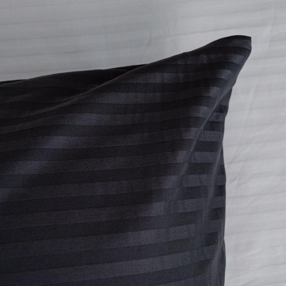 Наволочка на подушку YouStar страйп сатин 125 г/м2 70х70 см 1 шт. Темно-серый (nav-sst-70x70-dgrey) - фото 3