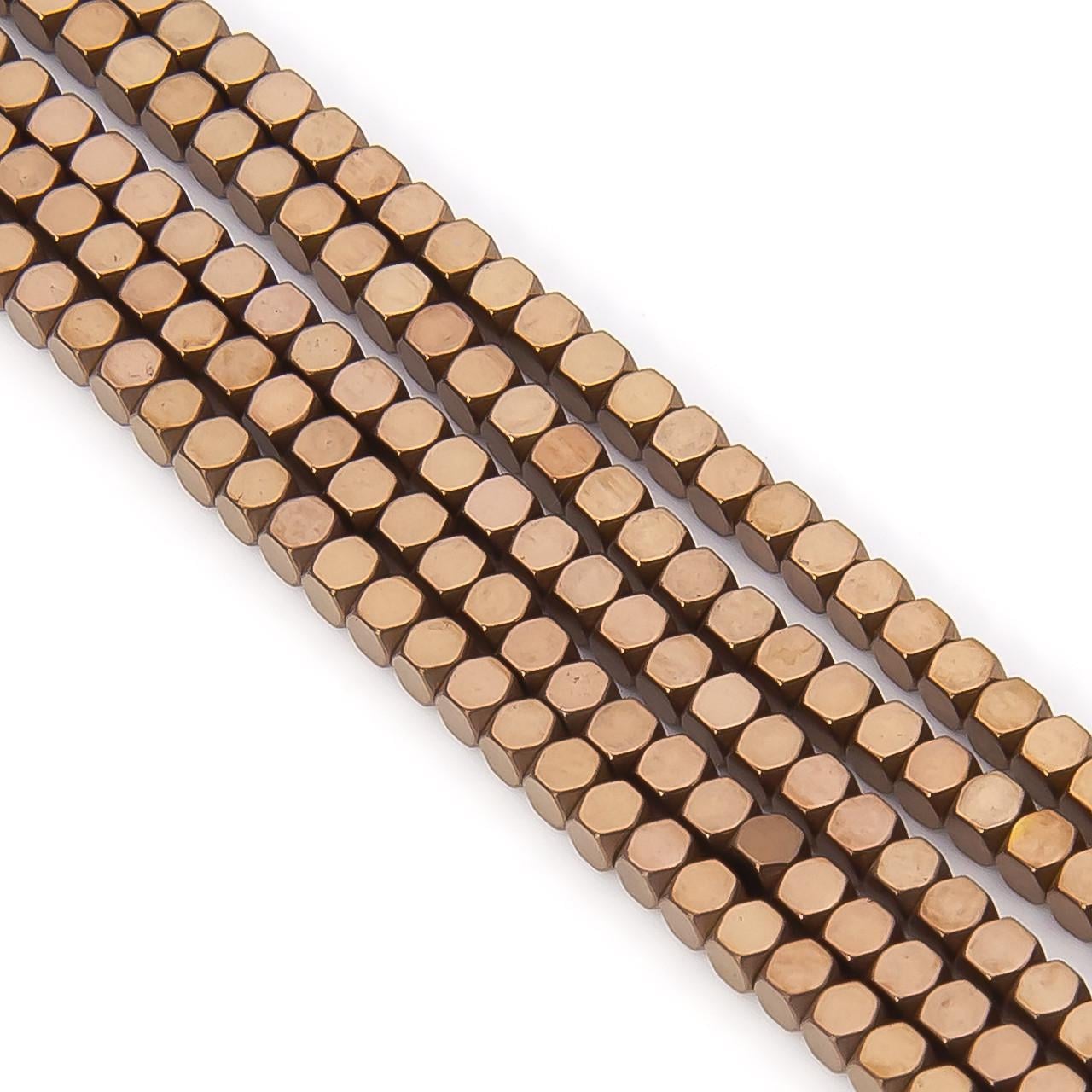 Бусины гематитовые Многоугольник 2х2 мм 40 см 200 шт. Коричневый (БГ0202ф08)