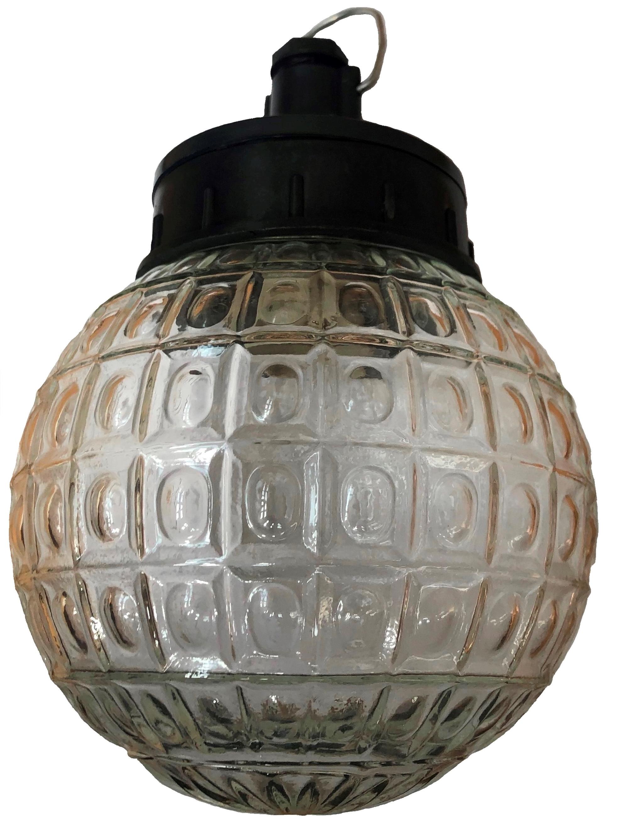 Светильник НББ 64ТДС-60-120 подвесной Е27 60W Светильник НББ 64ТДС-60-120 подвесной Е27 60W