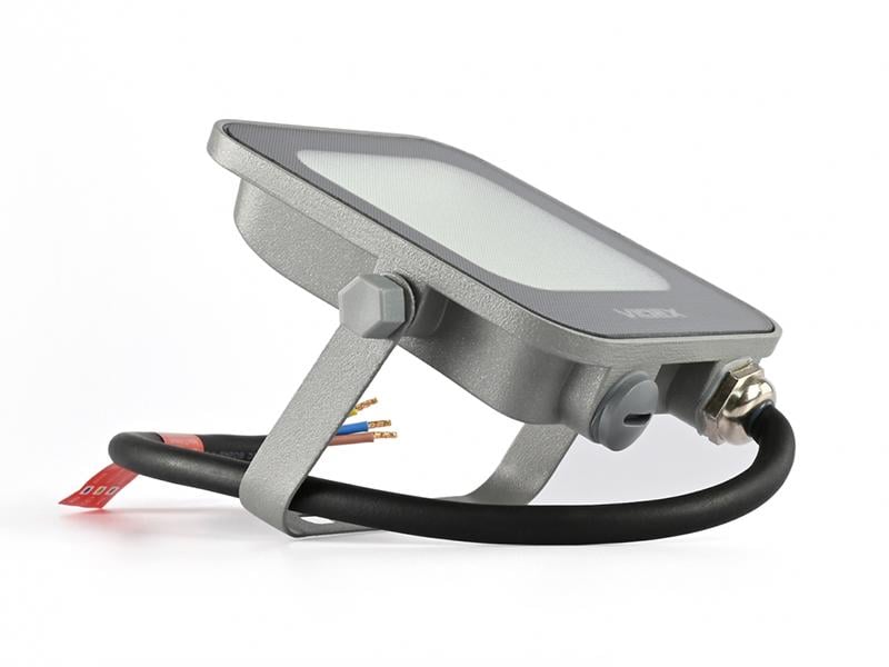 Прожектор Videx LED F3e 1000 Lm 5000K AC/DC 12-48V IP65 (VL-F3e-105W-12V) - фото 4 Прожектор Videx LED F3e 1000 Lm 5000K AC/DC 12-48V IP65 (VL-F3e-105W-12V) - фото 4