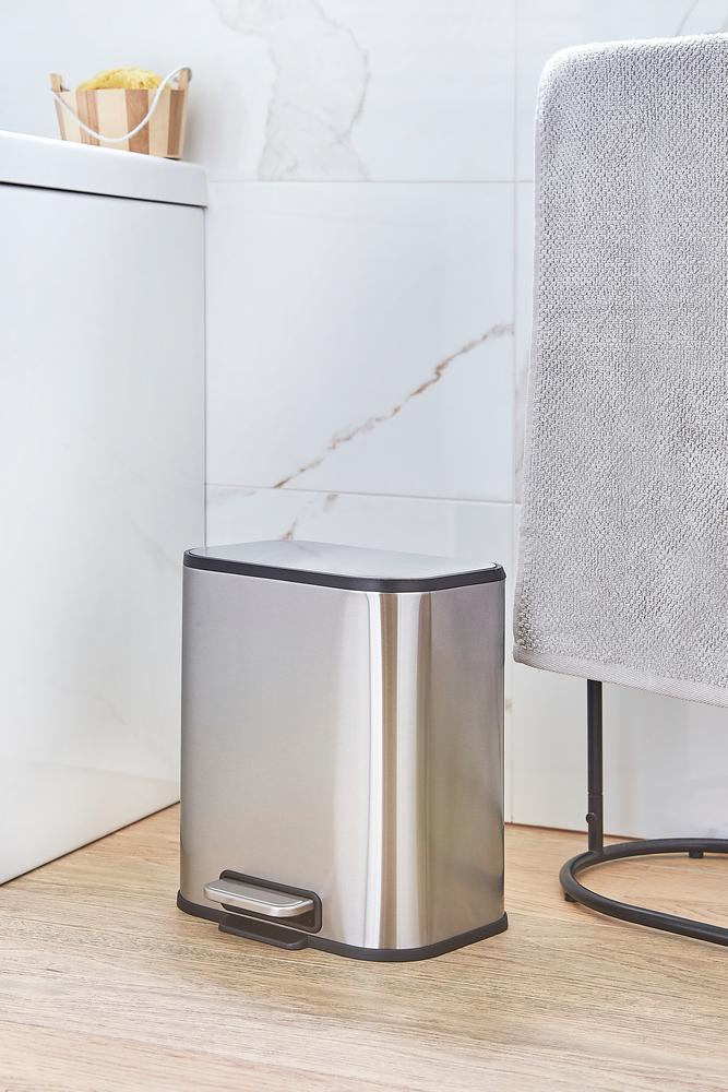 Ведро для мусора AWD interior с педалью нержавеющая сталь 5 л (AWD02031900) - фото 4 Ведро для мусора AWD interior с педалью нержавеющая сталь 5 л (AWD02031900) - фото 4