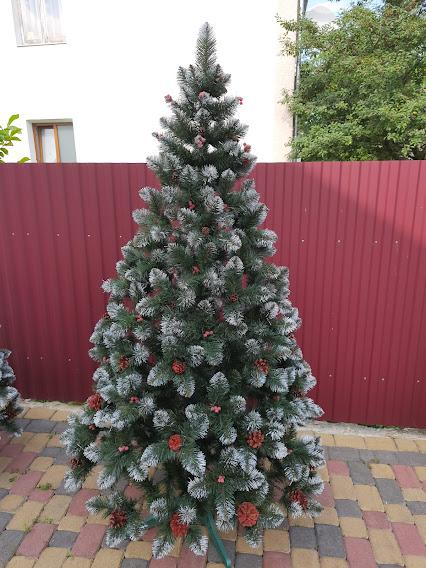 Ялинка штучна Хатинка Кармен з шишками/червоною калиною/підставкою 2,50 м Зелений (КК 2,5) - фото 1 Ялинка штучна Хатинка Кармен з шишками/червоною калиною/підставкою 2,50 м Зелений (КК 2,5) - фото 1