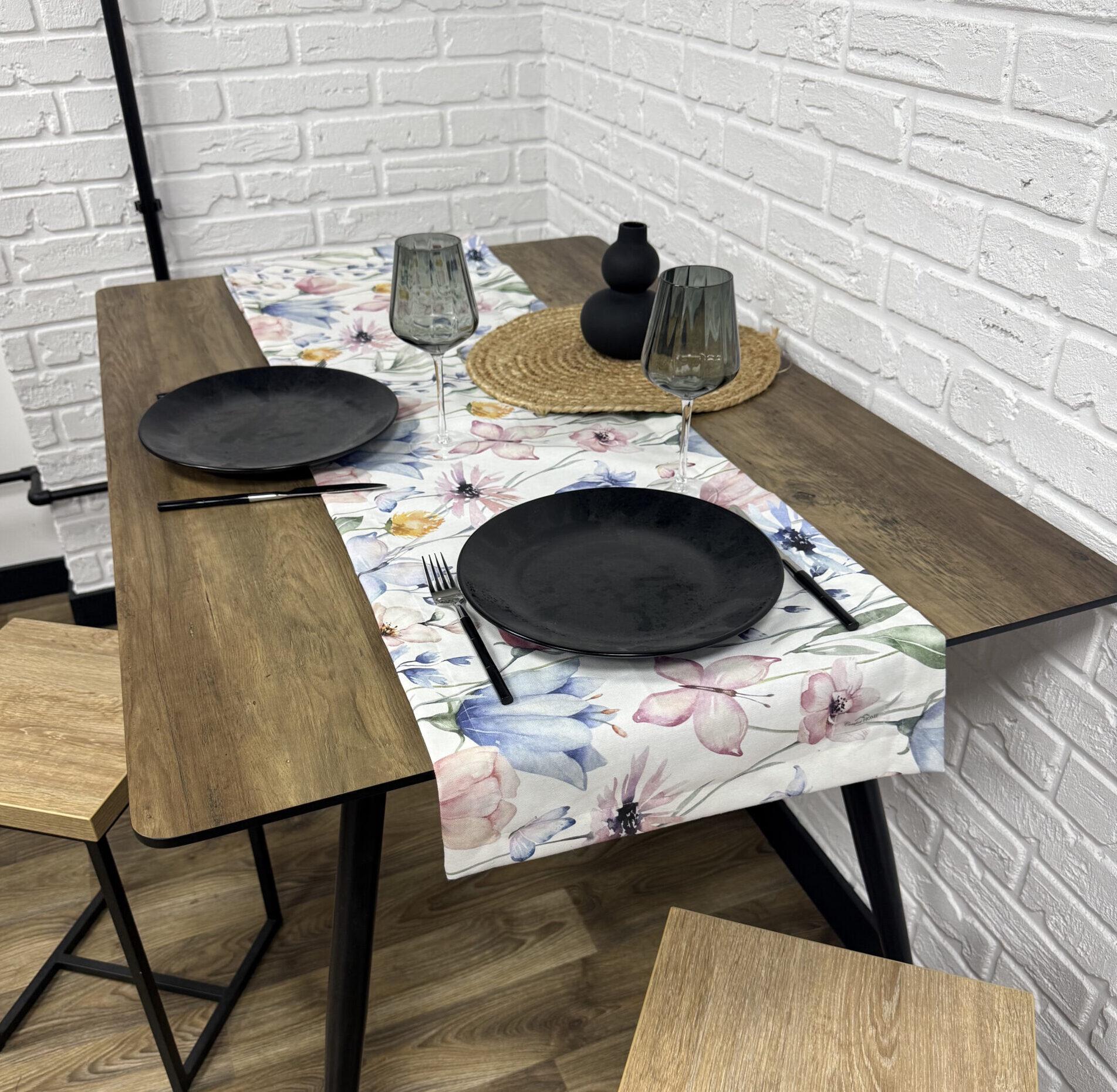 Дорожка на стол Comfort Home Bells водоотталкивающая с тефлоновым покрытием 140x40 см