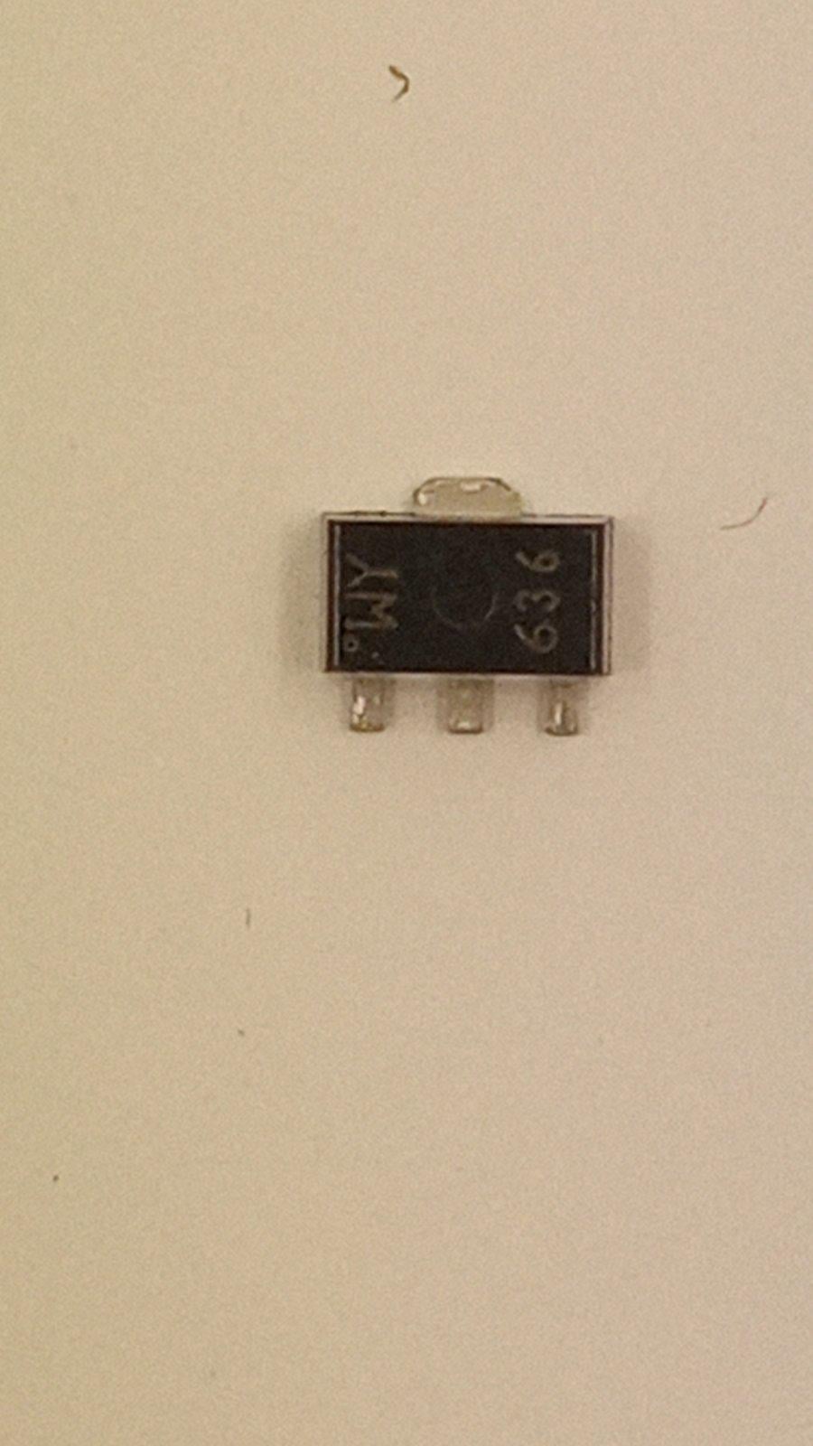Транзистор KTA1666Y smd/S/lo-sat/50V/2A/120MHz (29483)