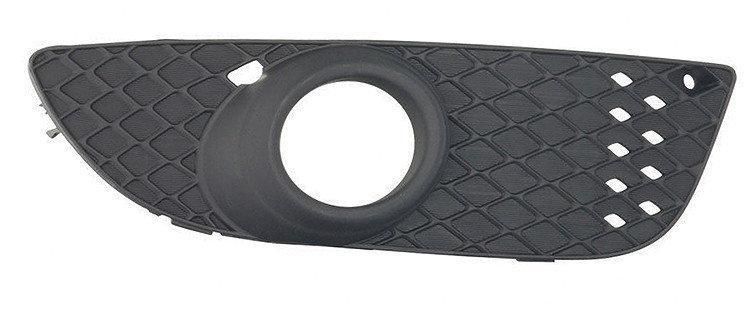 Решетка бампера AVTM Mitsubishi Lancer X 07-12 правая с отверстиями для противотуманок (4811 994)