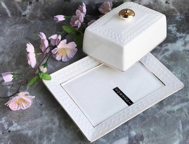 Маслянка Interos Снігова королева порцелянові Білий (606820-А) Маслянка Interos Снігова королева порцелянові Білий (606820-А)