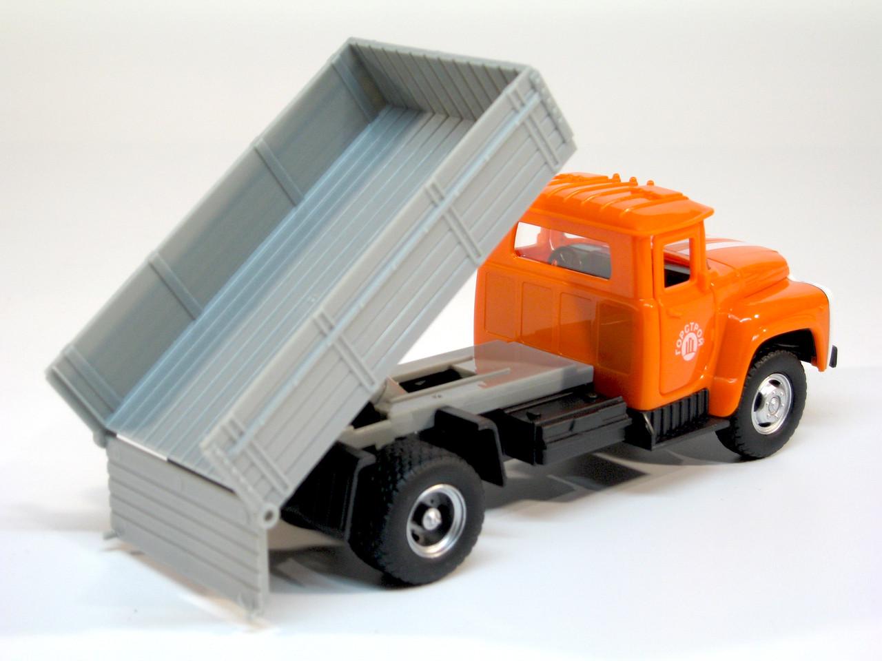 Модель пластмассовая ЗИЛ-130 (9709B) - фото 5 Модель пластмассовая ЗИЛ-130 (9709B) - фото 5