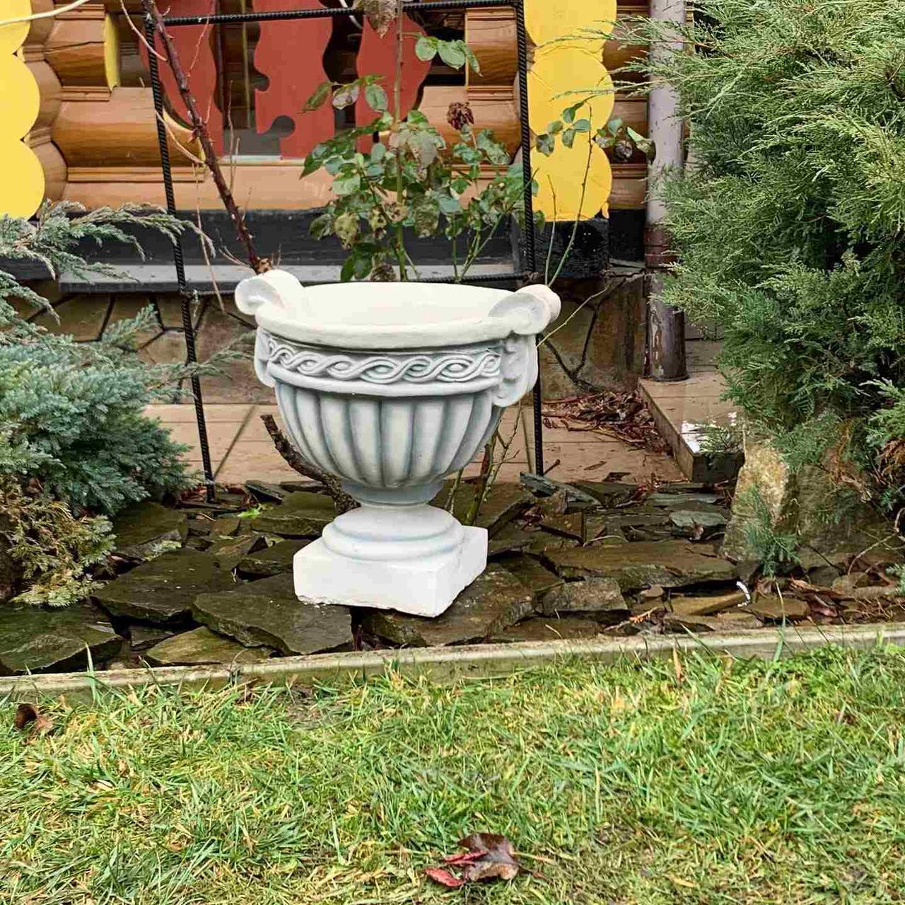 Садовая фигура/статуэтка Ваза Кубок из цемента ручная работа 35 см (223004) Садовая фигура/статуэтка Ваза Кубок из цемента ручная работа 35 см (223004)