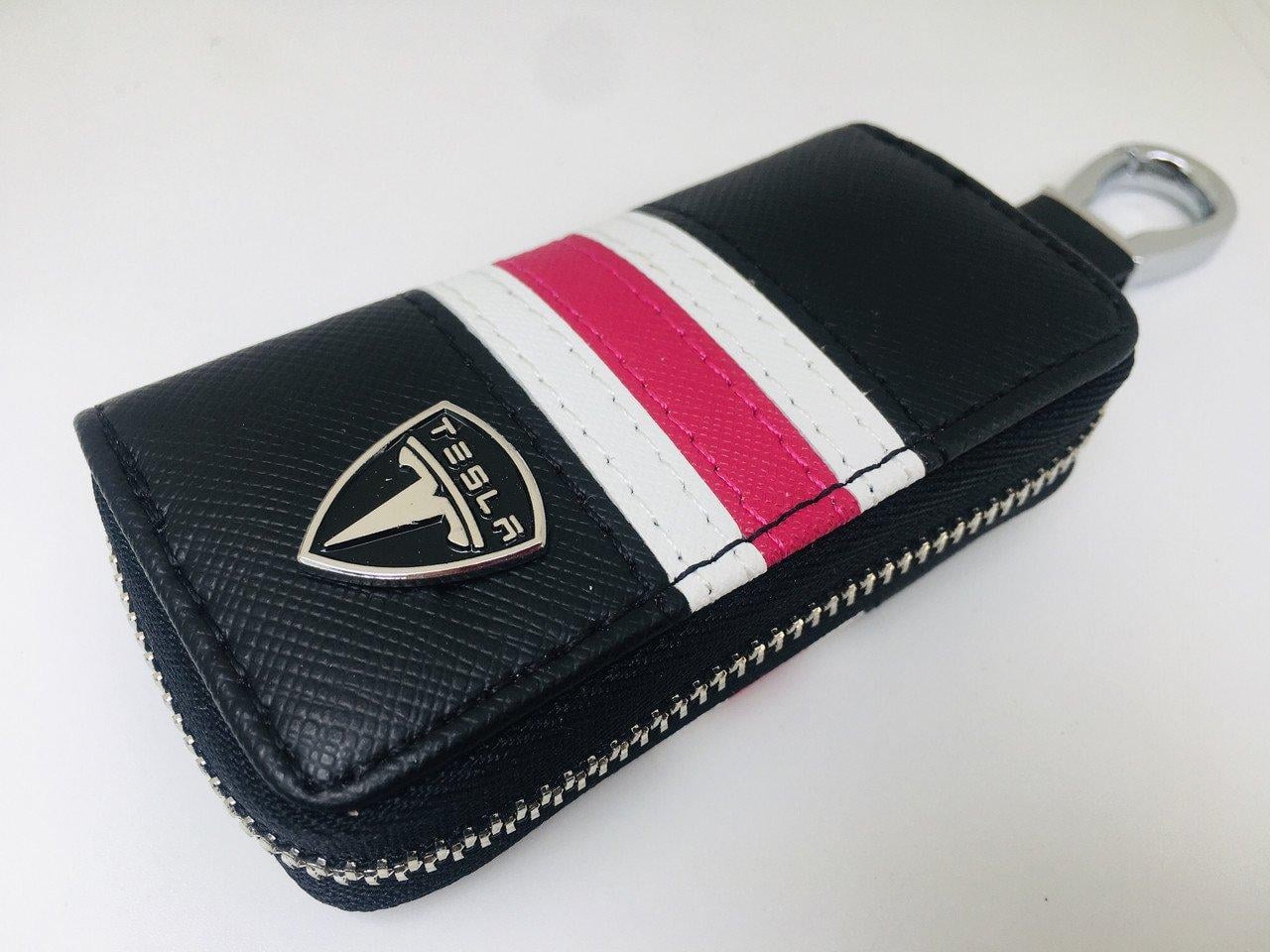 Ключница для авто KeyHolder TESLA (1501238701) Ключница для авто KeyHolder TESLA (1501238701)