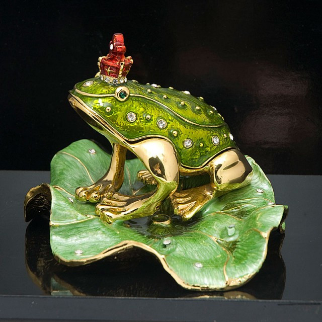 Шкатулка Царевна лягушка 10х16х12 см Зеленый (А8221) Шкатулка Царевна лягушка 10х16х12 см Зеленый (А8221)