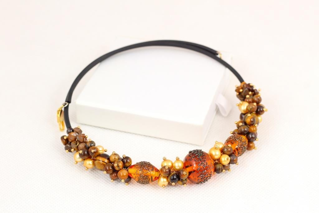 Чокер тигровый глаз с ожерельем чешское стекло 49 см (28614193)