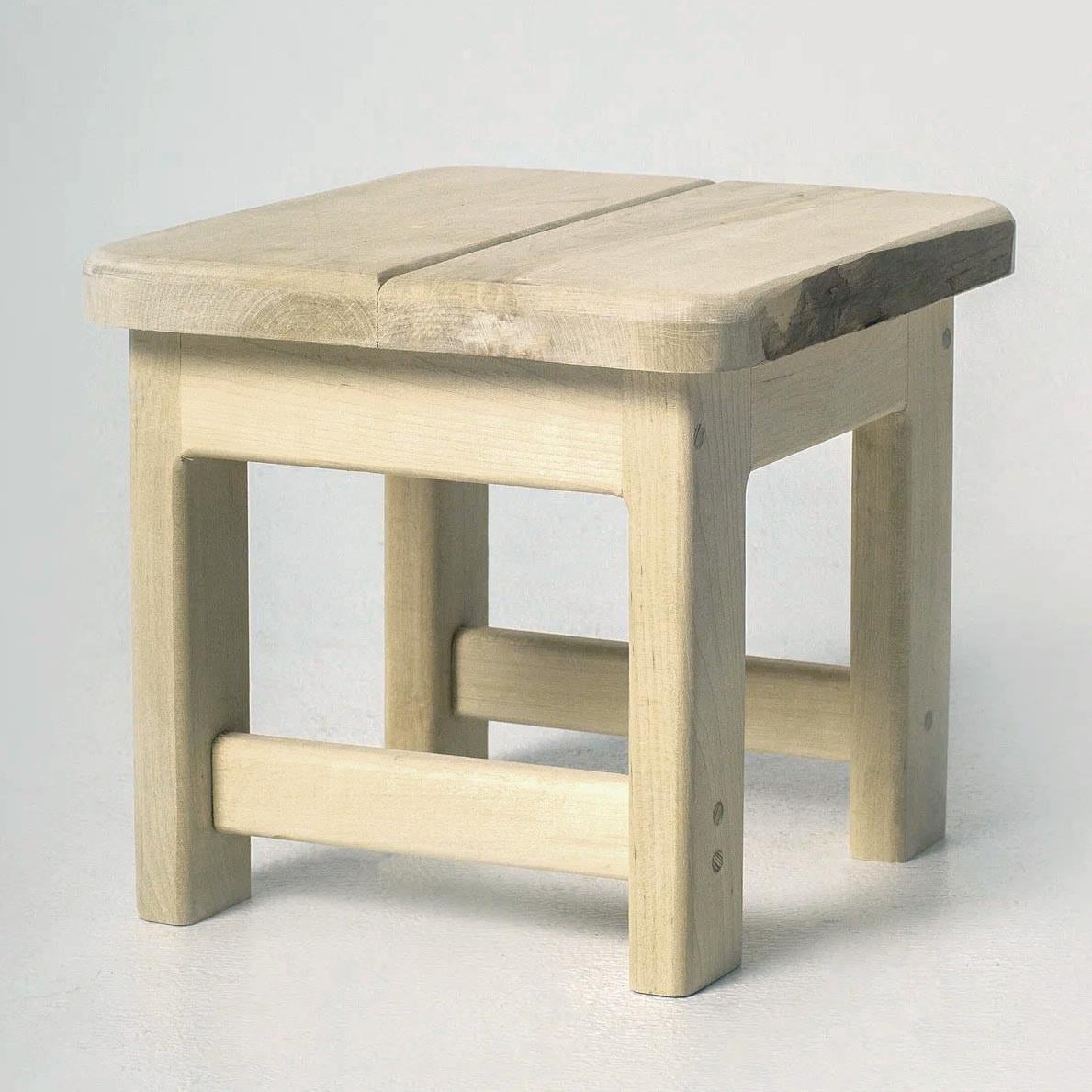 Табурет для ванной из дерева Даринелия Бланже (ТВН-013101)