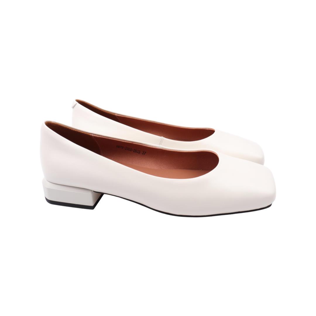 Туфли женские Brocoly из кожи р. 36 Молочный (387-22DT) Туфли женские Brocoly из кожи р. 36 Молочный (387-22DT)