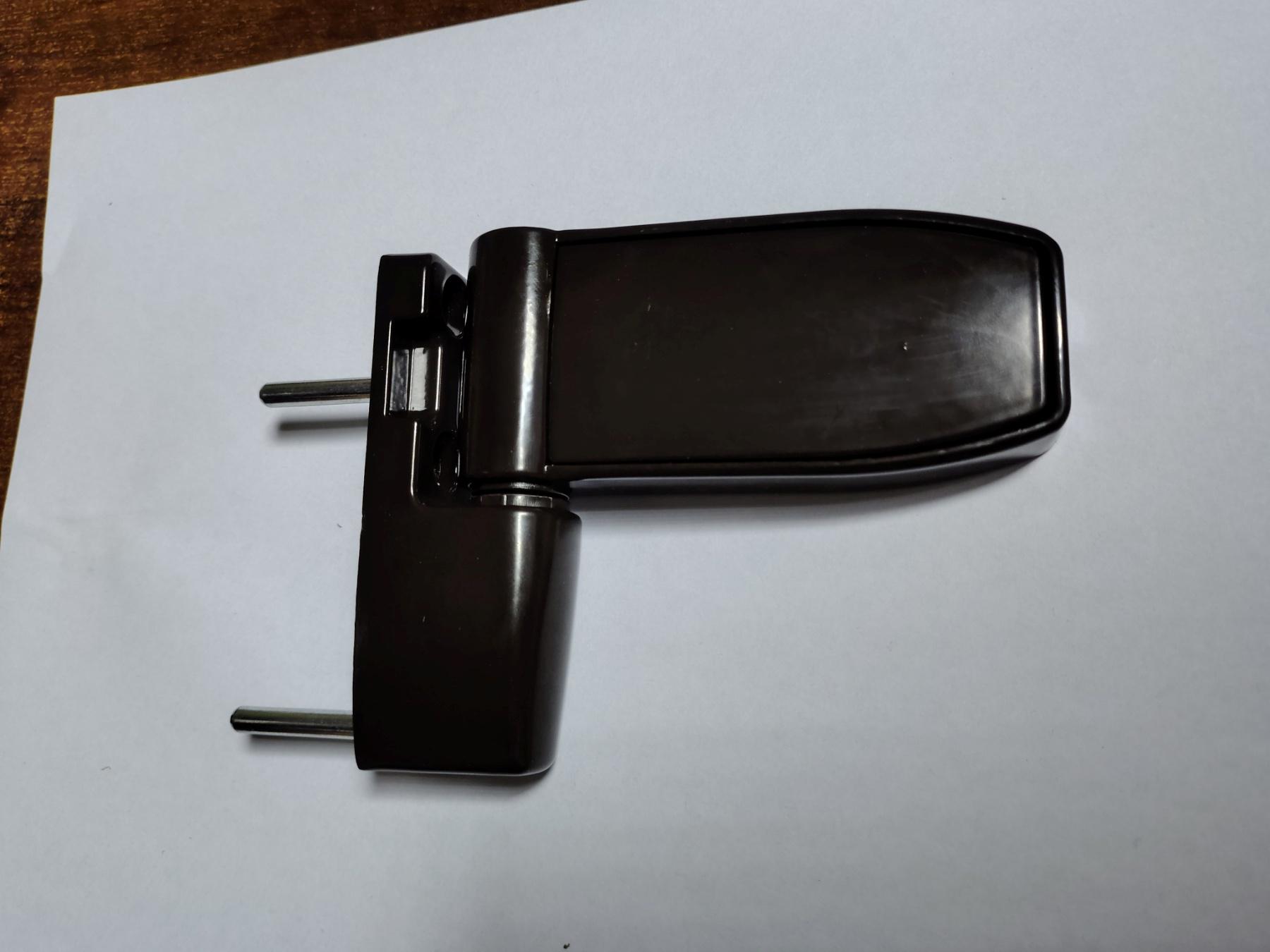 Петля для металлопластиковой двери T&T 3D 130 кг Коричневый RAL 8019 (16812) - фото 4 Петля для металлопластиковой двери T&T 3D 130 кг Коричневый RAL 8019 (16812) - фото 4